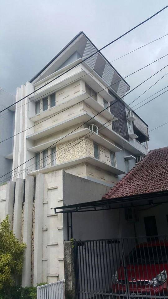 Pentingnya Mengecek Struktur Sebelum Meningkat Rumah | AGORA DESIGN BALI